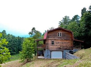 3208 Topper Rd, Hartford, TN 37753