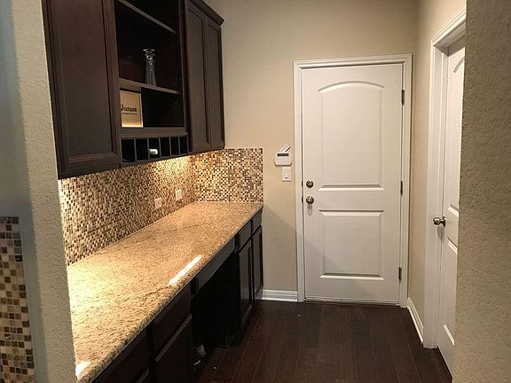 4th image of 13400 Briarwick Dr