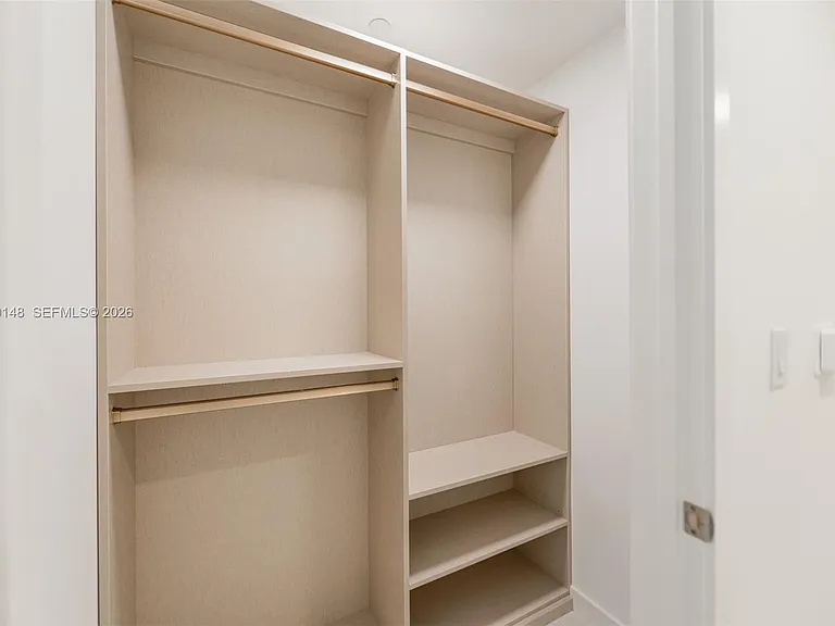 77 SE 5th St #2604 — Photo 7