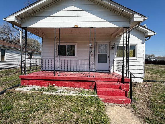 2nd image of 2017 McCasland Ave