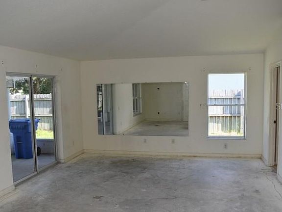 5th image of 6633 Clair Shore Dr