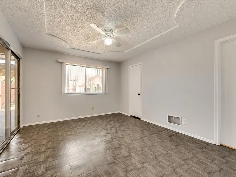 5209 Daytona Dr — Photo 9