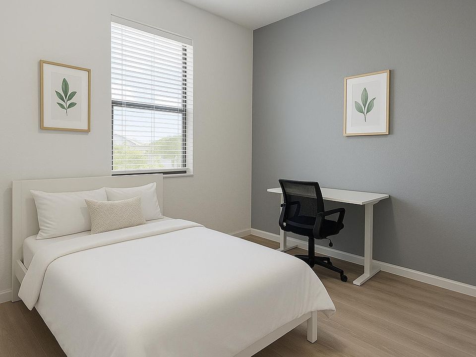 Private Bedroom, Workspace & Full sized bed