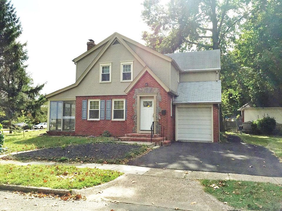 Beautiful home, recently renovated with yard to play with dogs or children!