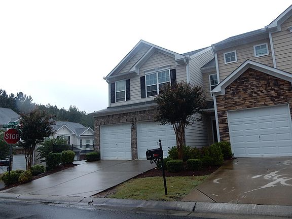 4th image of 352 Niblewill Pl