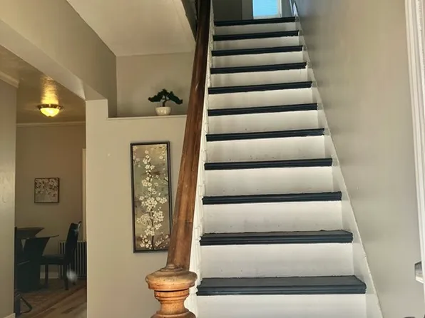 22 Vernon St, Fitchburg, MA 01420