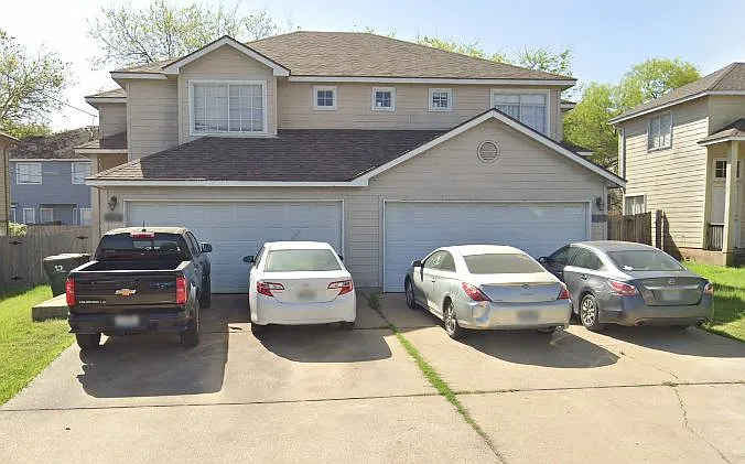 132 Cedargrove St