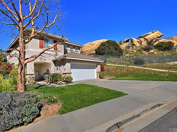 3rd image of 6695 Sandalwood Dr