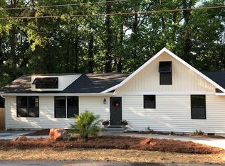604 Pine Creek Dr, Greenville, SC 29605