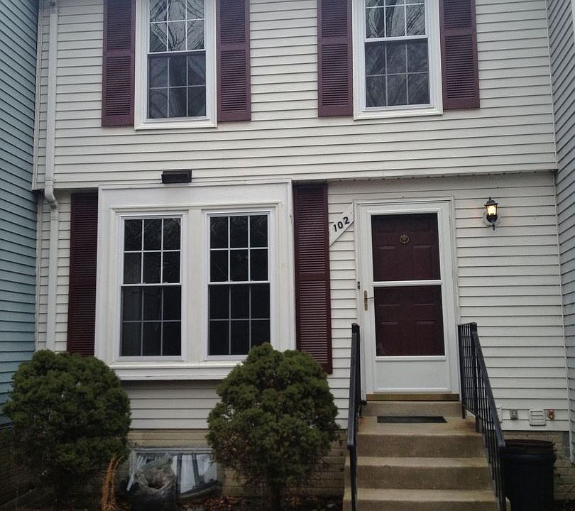 1st image of 102 Essex St