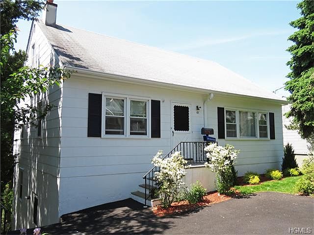 1st image of 61 Arthur Pl