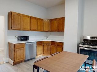 28 Sumner St #U-1A, Dorchester, MA 02125