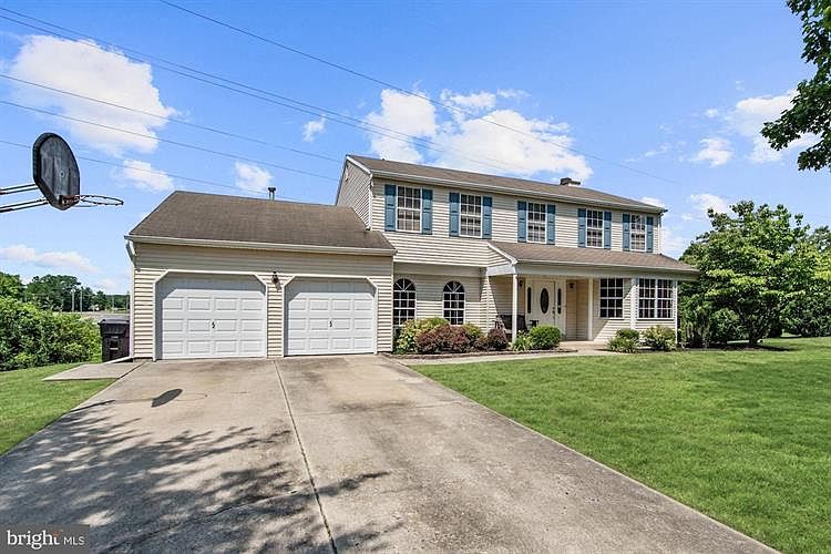 1st image of 111 Theresa Dr