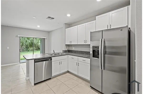 Building Photo - 7216 Spring Snowflake Ave