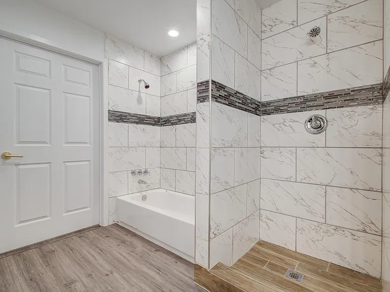 523 Brandon Rd — Photo 13