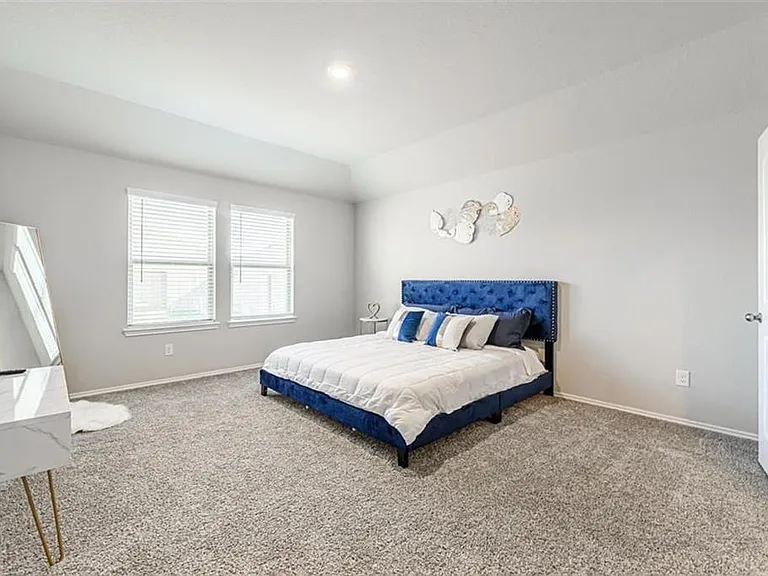 5126 Moravia Ln — Photo 12