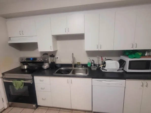30 Barbara Ave #1, Kingston, ON K7K 2M8