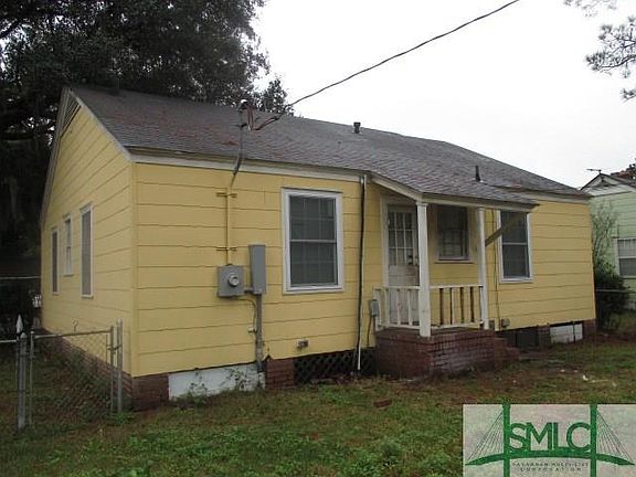4th image of 2223 E 39th St