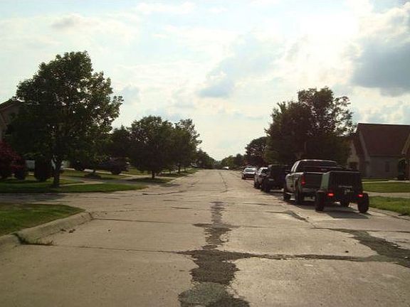 Exterior Neighborhood (street photo)
