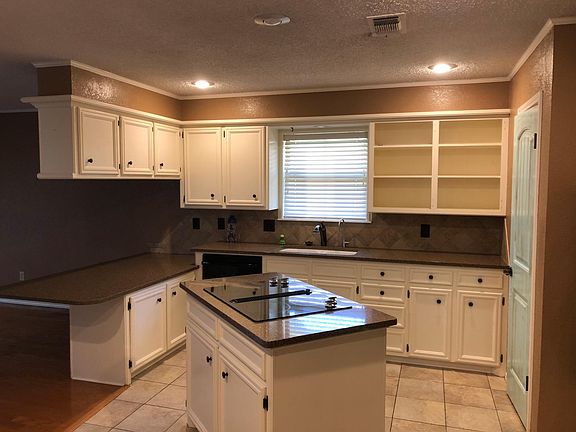 3rd image of 2026 Buffalo Dr
