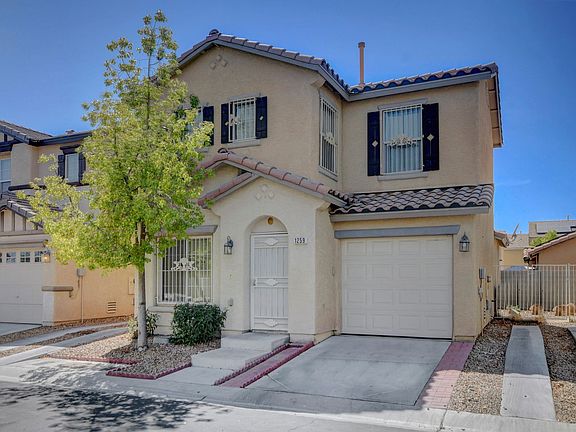 3rd image of 1259 Black Cherry St Unit 203