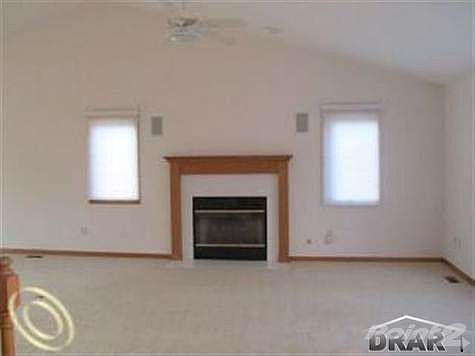 2nd image of 21954 Ottawa Cir #25