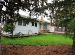 220 N Cedar St, Yamhill, OR