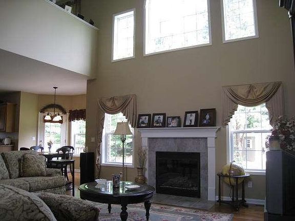 2nd image of 46 Westberry Way