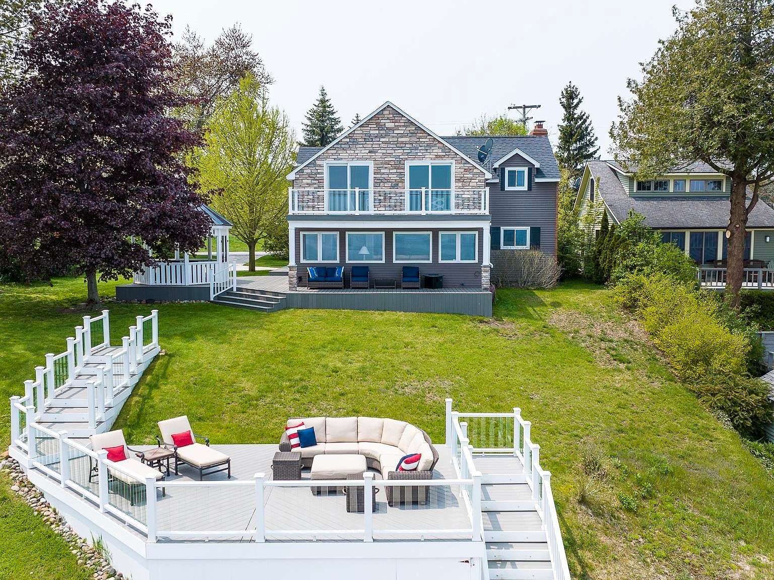 2012 N Lakeshore Rd, Carsonville, MI 48419 Zillow