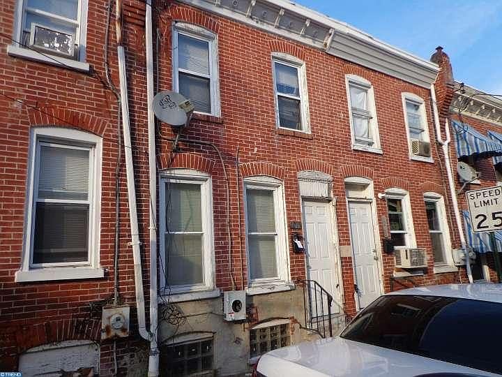 1st image of 1215 Pleasant St