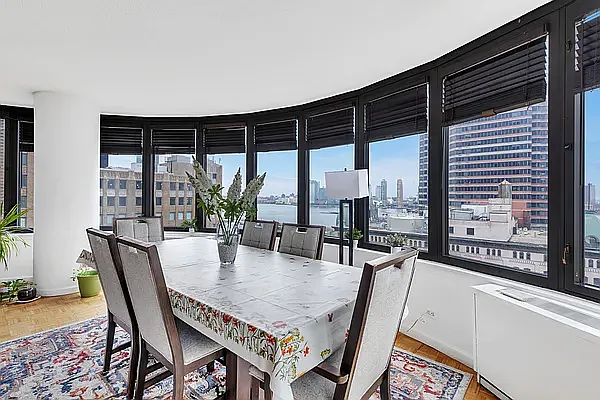 Rented by R New York | media 29