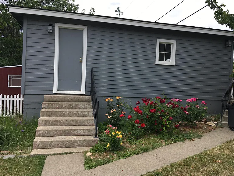 813 E 3rd Ave — Photo 12