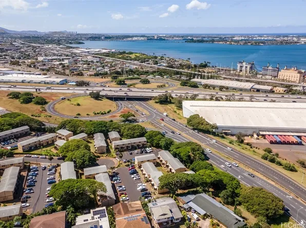 98-1278B Hoohiki Pl #74, Pearl City, HI 96782