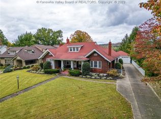 2952 Staunton Rd, Huntington, WV 25702