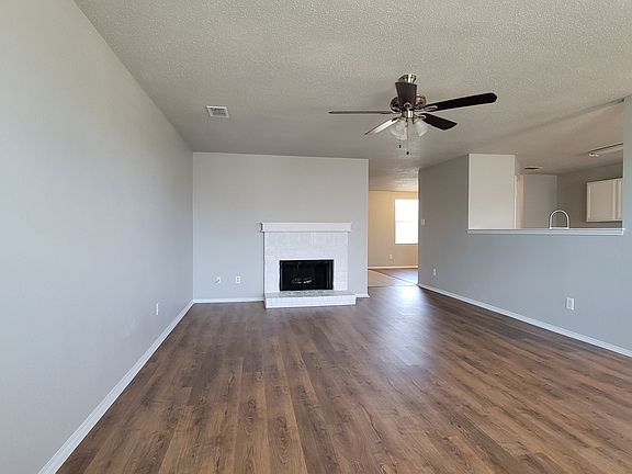 2nd image of 3512 Panorama Ln