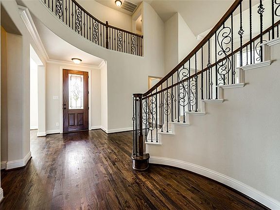 5th image of 217 Dominion Dr