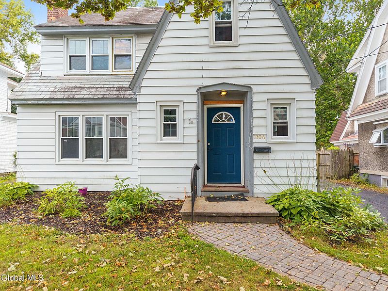 3rd image of 1706 Eastern Parkway