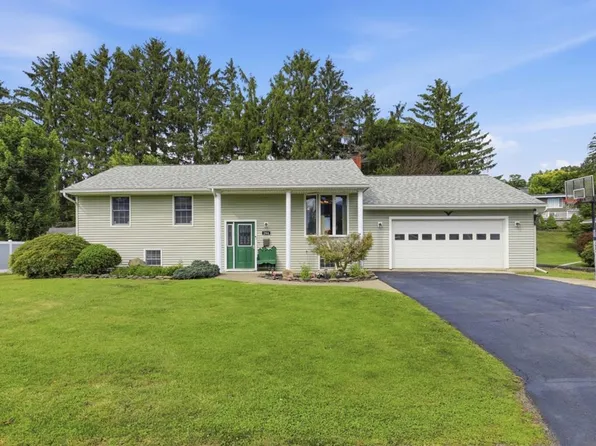 284 Pine Tree Rd, Sayre, PA 18840