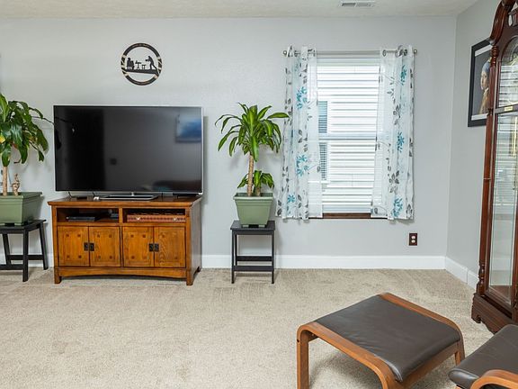5th image of 2708 Dillon Dr