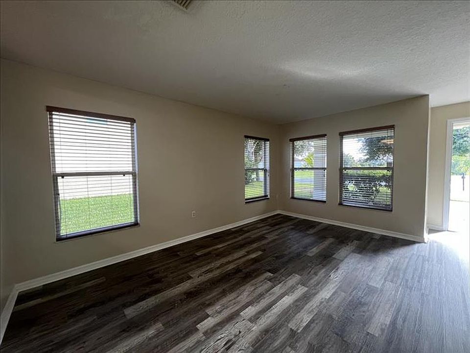1st image of 3465 Harlequin Dr