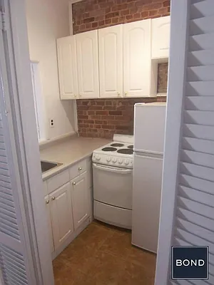 Rented by Bond New York | media 10