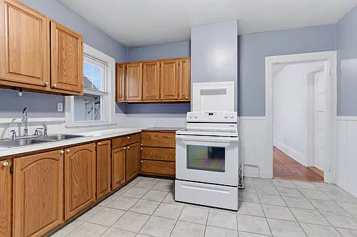 63 Park Ave #II Photo 1