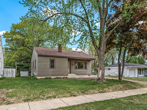 4th image of 3161 Venus Ave