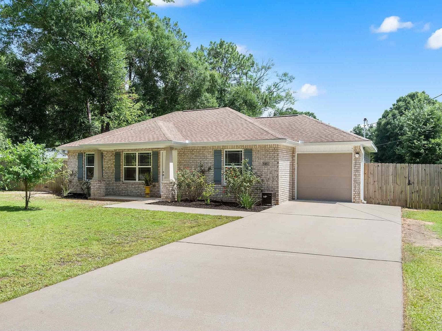 5951 Country Club Rd, Milton, FL 32570 | Zillow