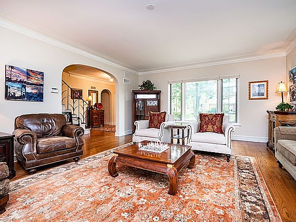 4th image of 1501 Park Ave