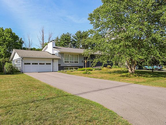 3rd image of 118 Colony Park Dr