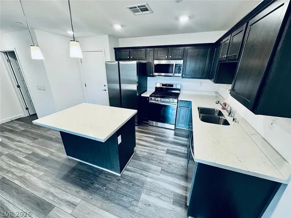 809 Jigglypuff Pl, Henderson, NV 89011