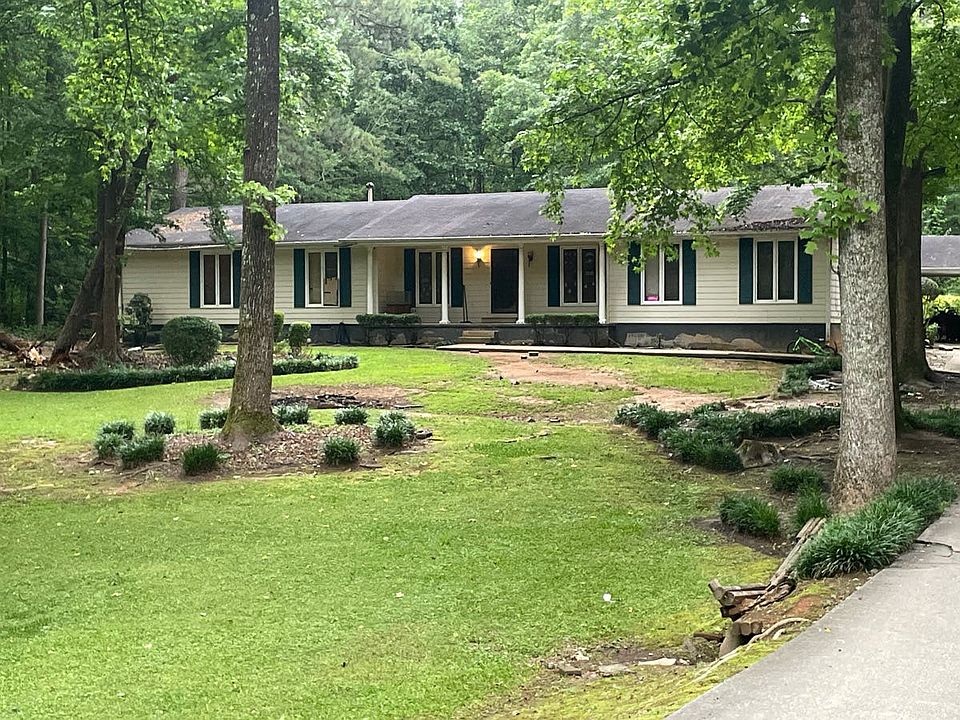 1st image of 4272 Village Green Cir W