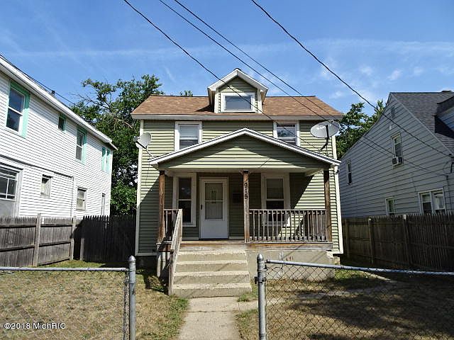 1st image of 915 Humbolt St SE