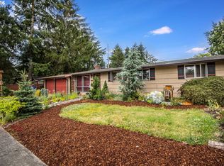 11333 SE Pine Ct, Portland, OR 97216
